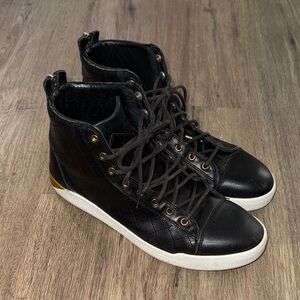 Men's Diesel Diamond  High Top Sneakers. Fantastic Diesel Footwear size US 10.5